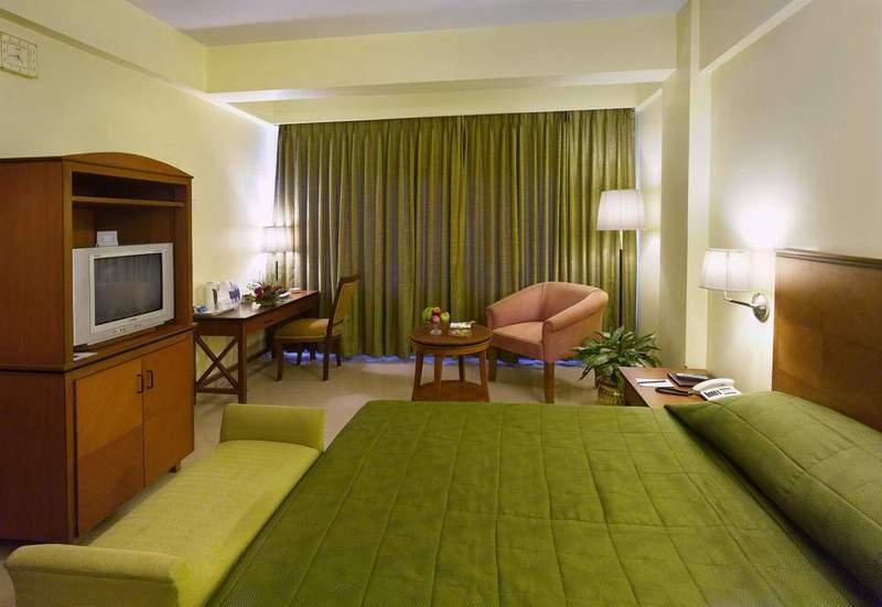 Peerless Hotel Durgapur Buitenkant foto