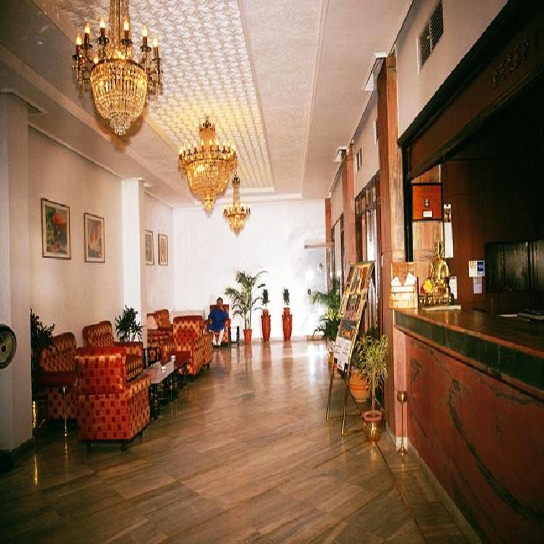 Peerless Hotel Durgapur Buitenkant foto