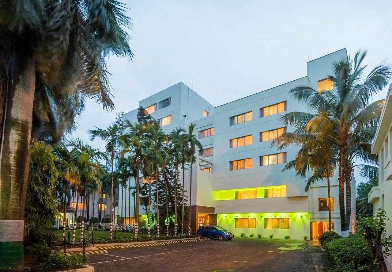 Peerless Hotel Durgapur Buitenkant foto