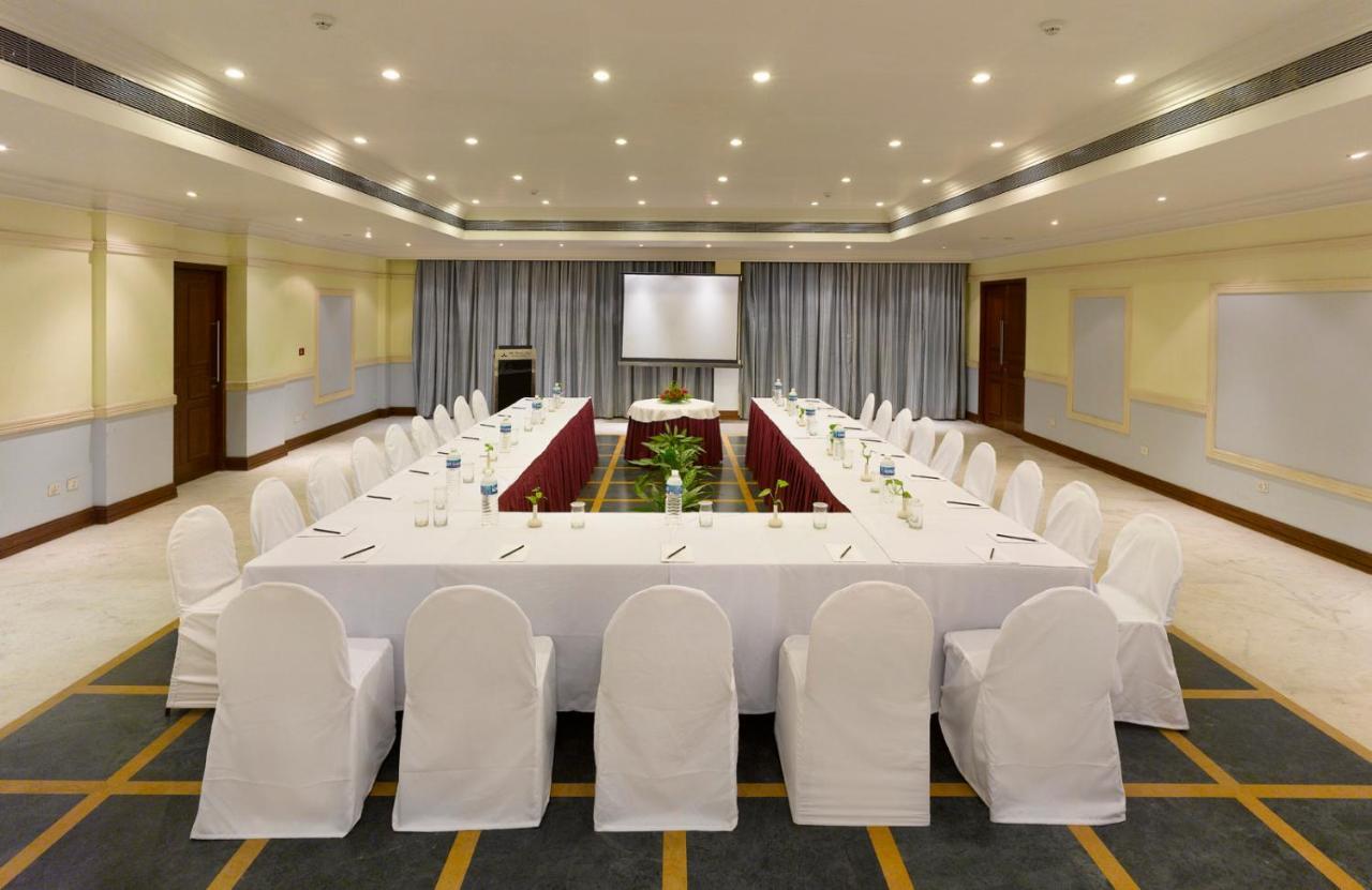 Peerless Hotel Durgapur Buitenkant foto