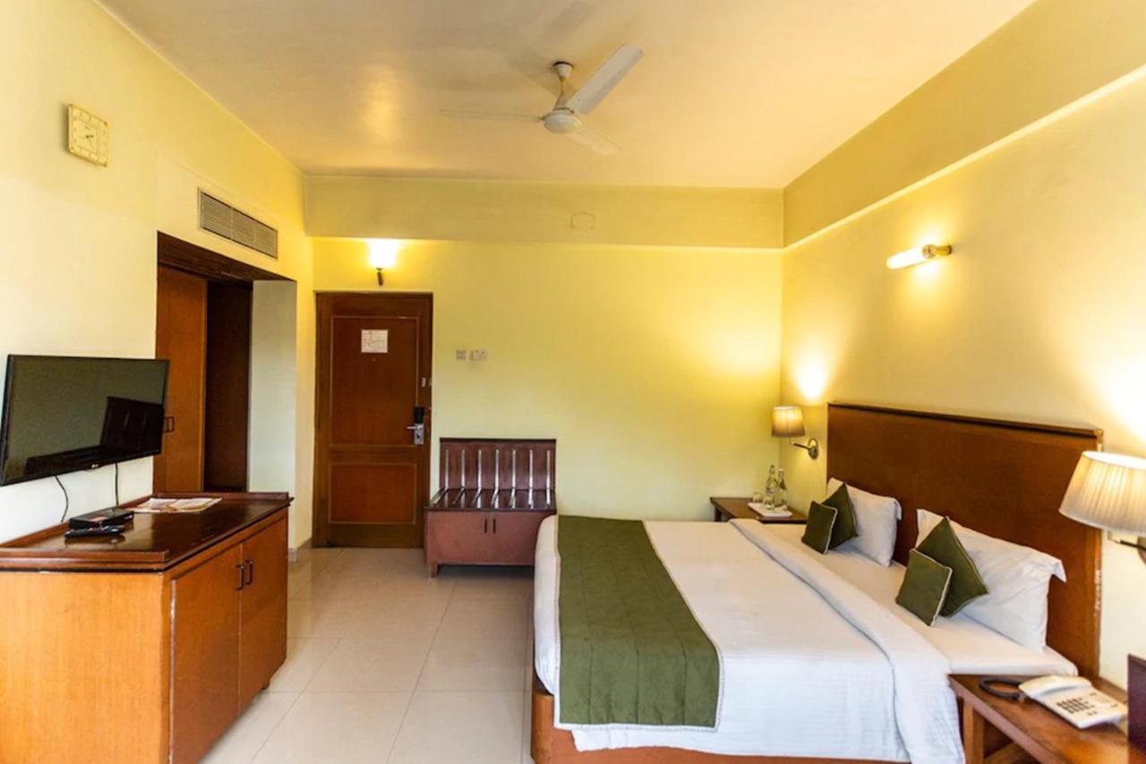 Peerless Hotel Durgapur Buitenkant foto