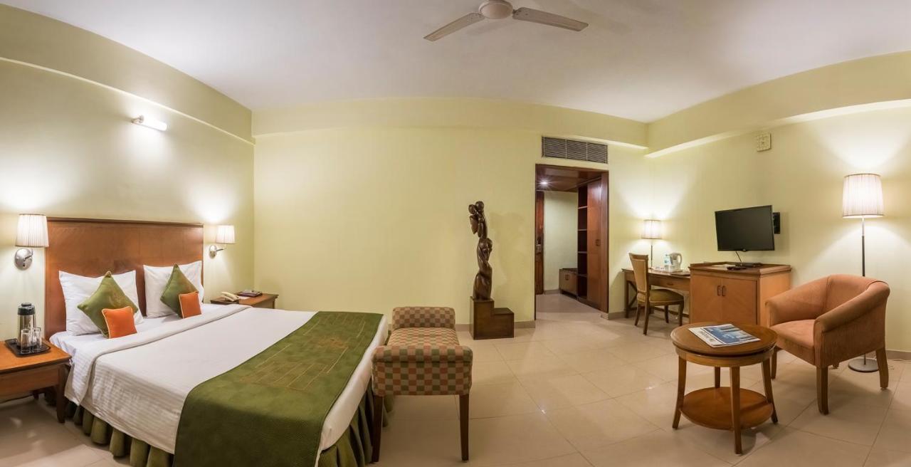 Peerless Hotel Durgapur Buitenkant foto
